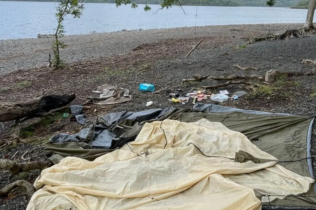 Litter at Derwentwater. Please credit Ann-Marie Garforth and Keswick Binfluencers