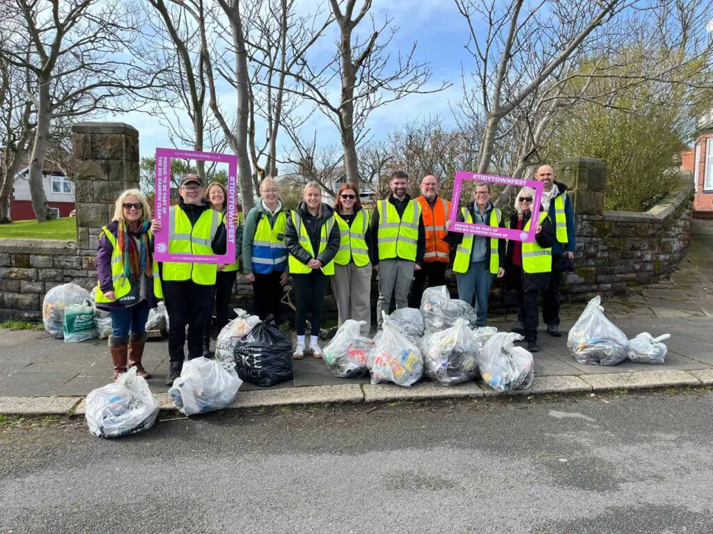 Litter Hitters Litter Picking group