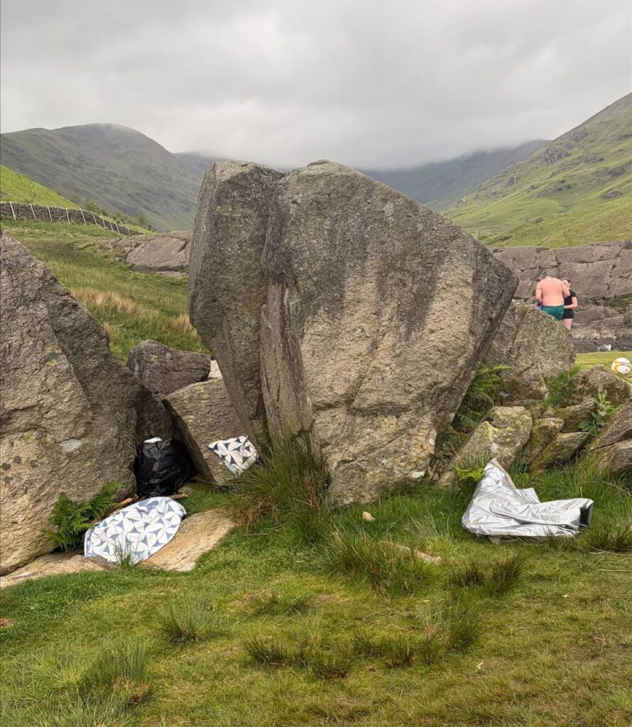 Rubbish among rocks at Buckstones Jump